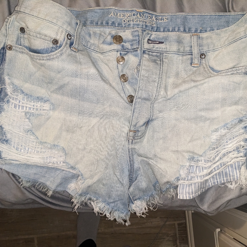 American Eagle Outfitters Women's Light Blue Denim Shorts